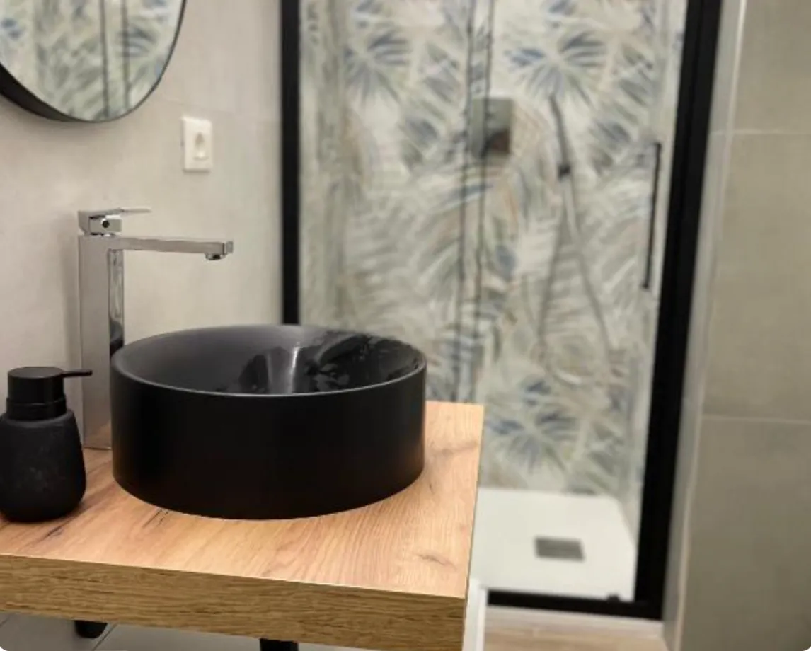 Primo bagno con doccia
